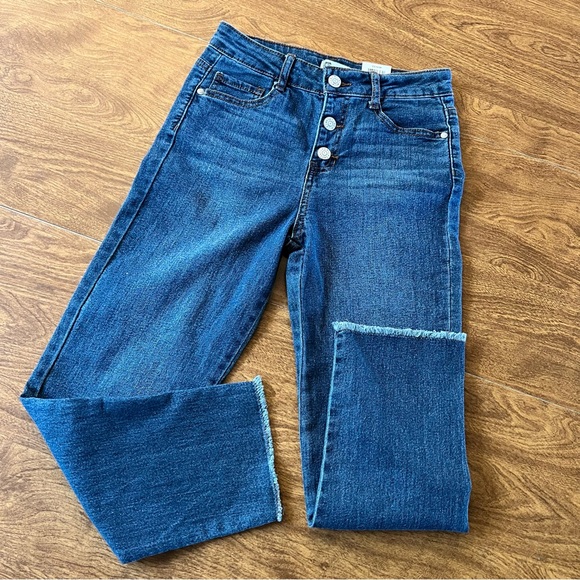 EPIC THREADS NWT Med Wash ButtonFly Stretchable Crop Denim Jeans Kids size 12 - Picture 12 of 12